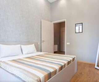 Гостевой дом PRIVATE room, bathroom, balcony Тбилиси Двухместный номер с 1 кроватью и балконом-1